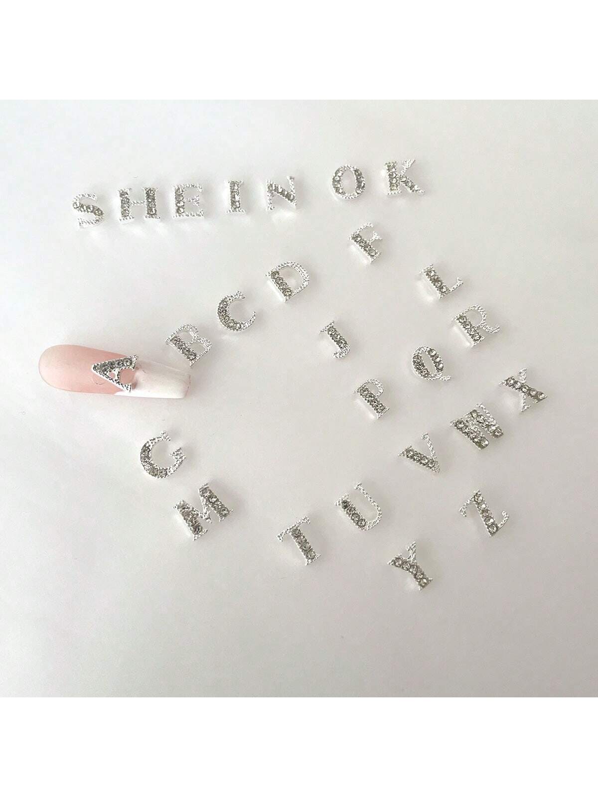 26 개/갑 A ~ Z 알파벳 모양의 실버 라인 석 네 - Nail Art Zone 리뷰 및 가격