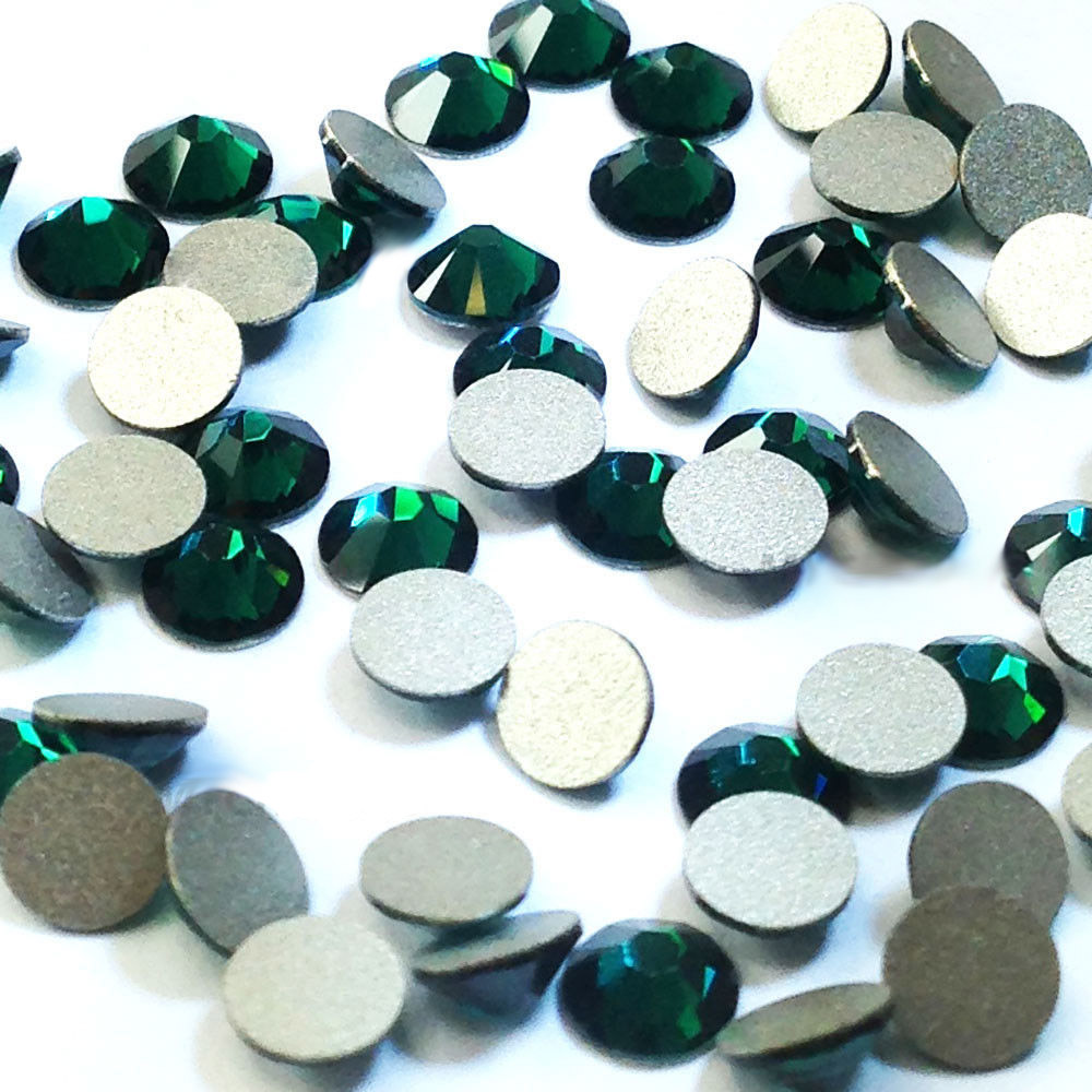 에메랄드 그린 크리스탈 플랫 백 라인스톤 네일 아트 의 - Nail Art Emerald Green 리뷰 및 가격